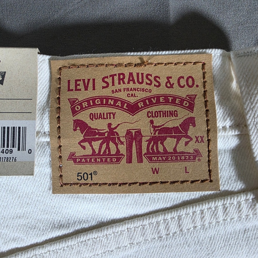 Levis 501 Original Shorts Womens 25 White High Rise Stretch Denim 56327-0473 - Picture 5 of 7